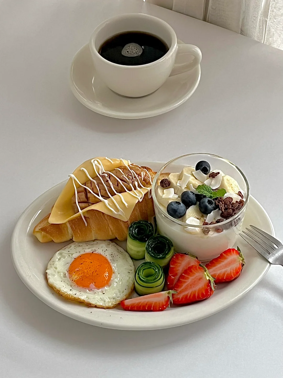 ☀️工作日早餐｜芝士香肠三明治一盘端早餐😋