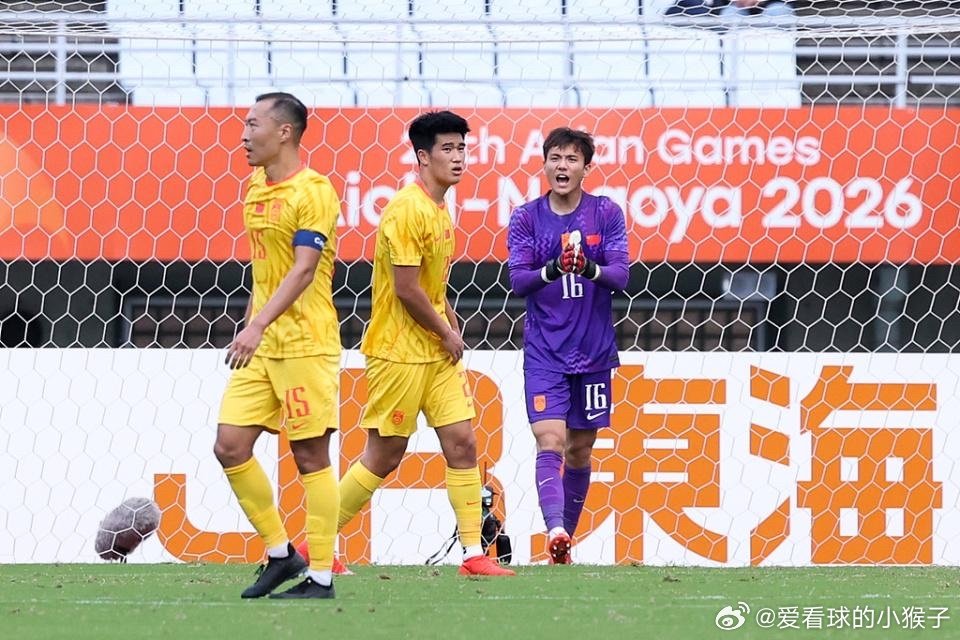 22岁李昊落泪+哽咽受访：很想赢 可惜最后没顶住

亚运男足半决赛国足1‑2不敌韩国无缘决赛。
门将李昊赛后哽咽落泪，坦言：很想赢，开局踢得很好，但最后没能顶住。
本场他多次奉献精彩扑救，球队接下来将冲击铜牌。少年不甘的泪水，满是对胜利的执念。 ​