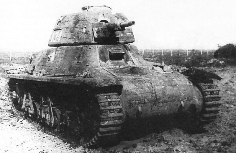 1945年，莫斯科郊区库宾卡的НИБТ试验场，缴获的德国38H(f)（法国霍奇基斯H-38）。 值得注意的是，该车涂覆有防磁涂层。
#烽火问鼎计划# ​​​​