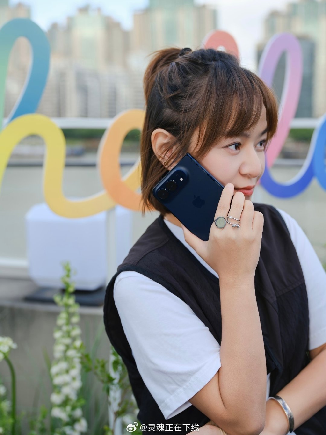 极限二选一，iPhone 18 Pro Max还是iPhone Duo？ ​