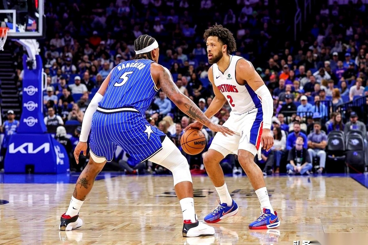 东部第一的活塞队，竟然1-2被魔术逼到了悬崖边上。 放眼望去，前四的凯...