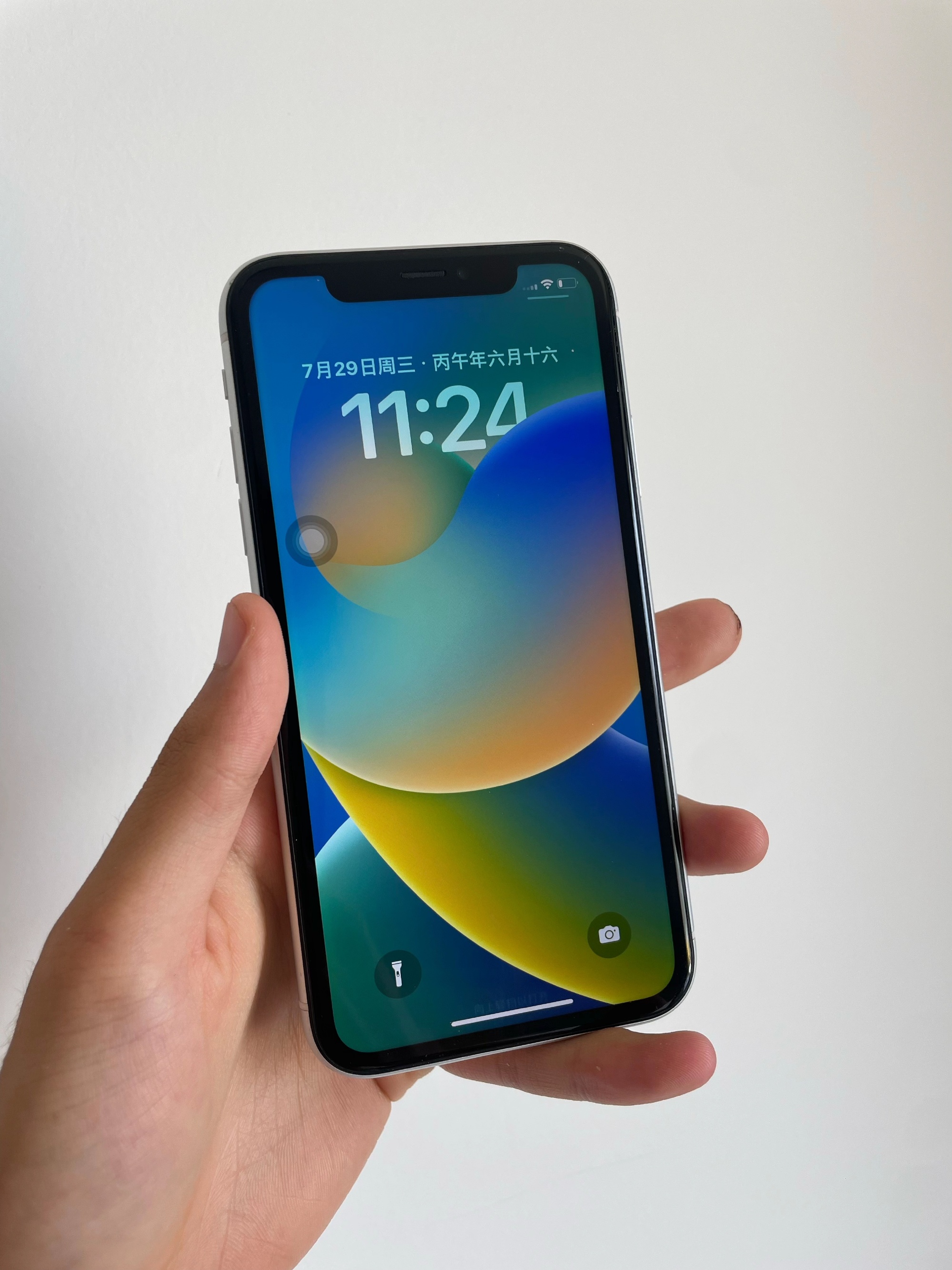 二手手机 当年被大家调侃边框能跑马的iPhone XR，不知不觉已经走...
