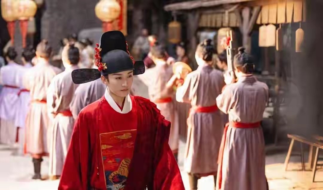 宣传做得越多反而越尴尬，《兰香如故》迎来了大结局，主演们几乎都升咖了，偏偏少了郑合惠子，她却不争不抢 ​