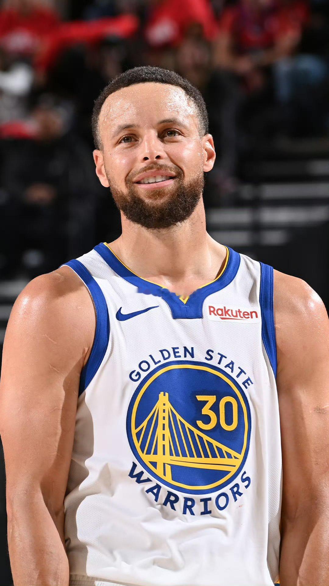 #库里2910万美元出售1650平豪宅#
NBA金州勇士队当家球星斯蒂芬·库里，以2910万美金出售1650平米的豪宅，一些媒体报道称，比库里2020年购入时，这个价格亏了90万美金…[流鼻血][流鼻血]

房子贬值了，也是正常，美国也不例外[笑cry][允悲]
再说了，这90万美金对库里来说，九牛一毛而已，洒洒水喽… ​