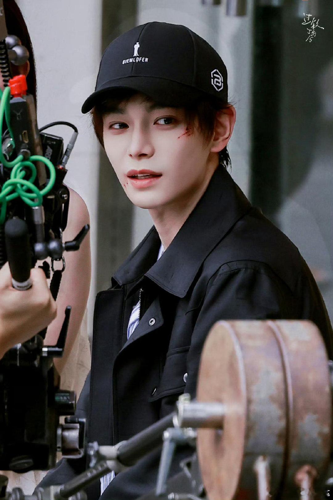 #丁禹兮爱在无尽夏# I #丁禹兮沈言# ​​​

那就一起头也不回的向着光亮走下去吧 丁禹兮全肯定 

​