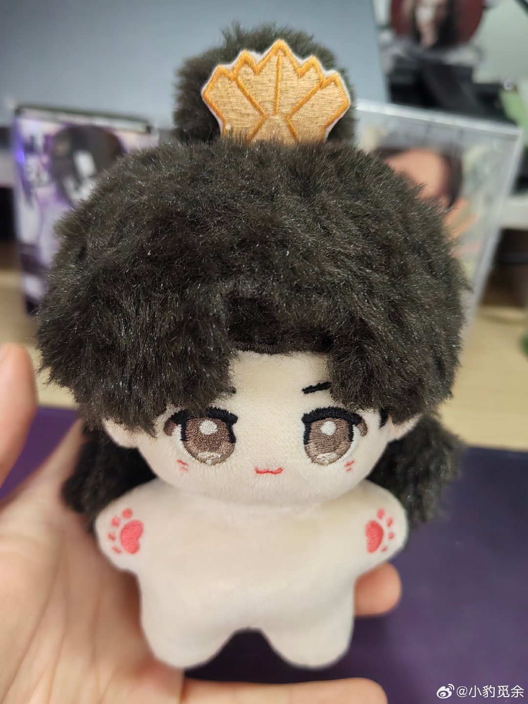 #张若昀周边站[超话]# 出包包闲 ​