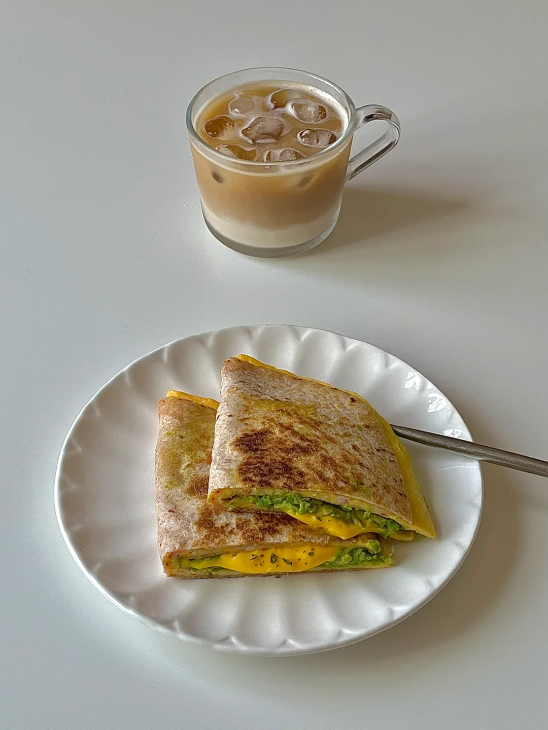 ☀️工作日早餐｜牛油果芝士蟹柳鸡蛋卷饼😋