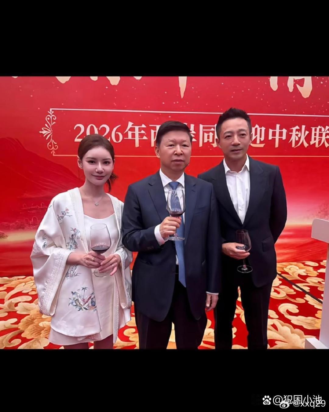 马筱梅这衣服穿的，汪小菲出门都没提醒吗？ ​