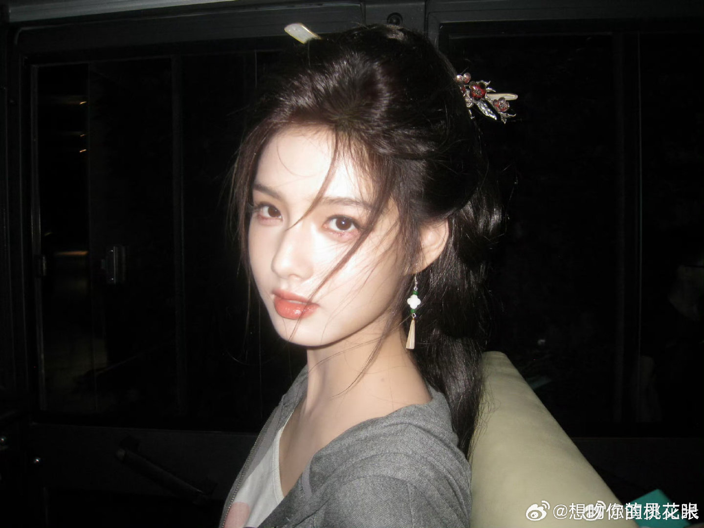 #艾米[超话]#  
九月顺利呀
#艾米# ​