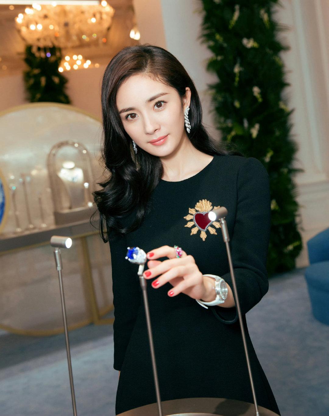 👠💎⌚杨幂 ​