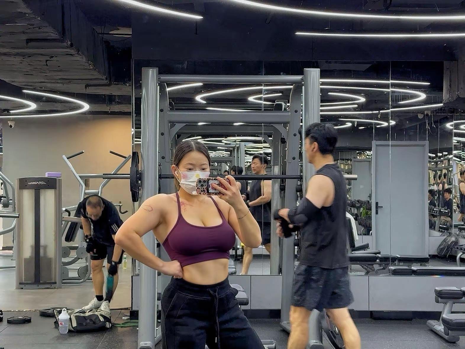 我的正反面你更喜欢哪一面。