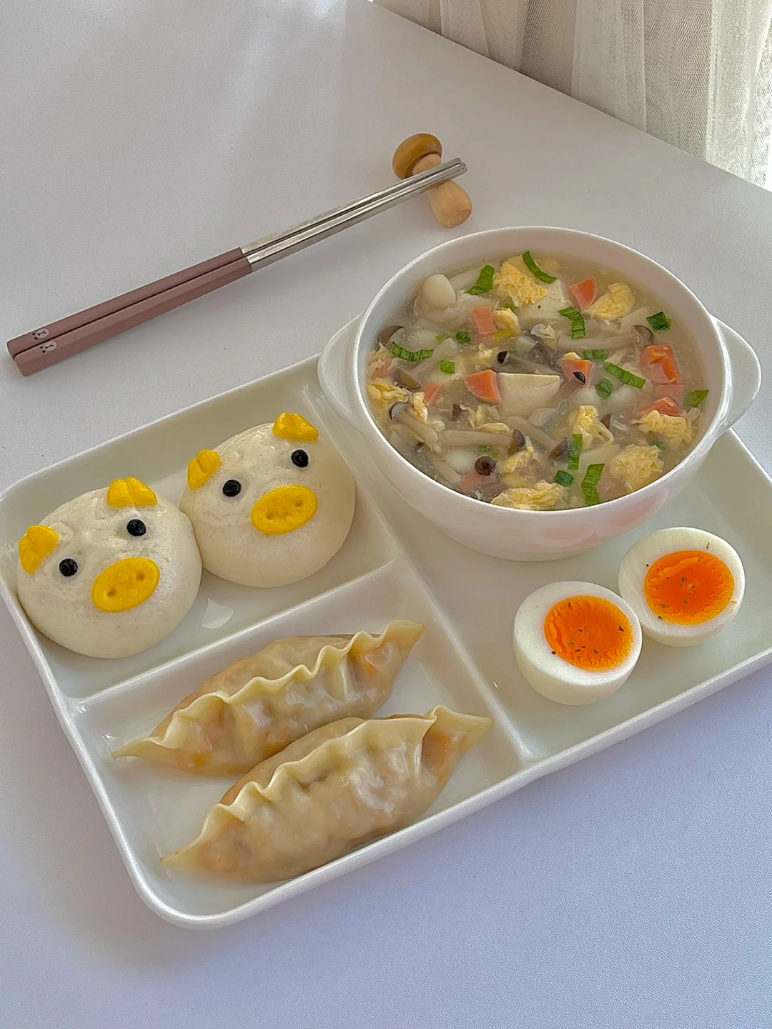 ☀️中式早餐｜菌菇鸡蛋豆腐汤｜奶黄包｜蒸饺