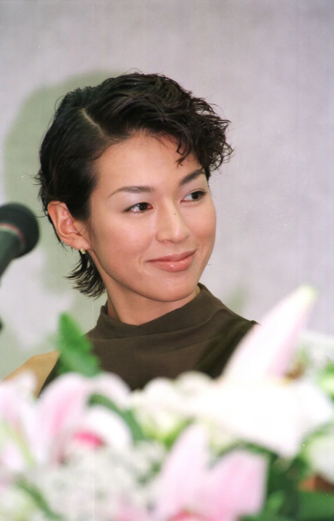 1997年鈴木保奈美在舞台劇発表記者会上