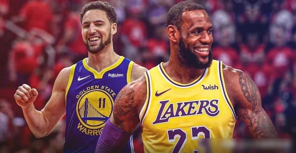 偷偷溜回勇士更衣室，克莱的落寞，基德根本看不懂。他真要被独行侠一脚踢开...