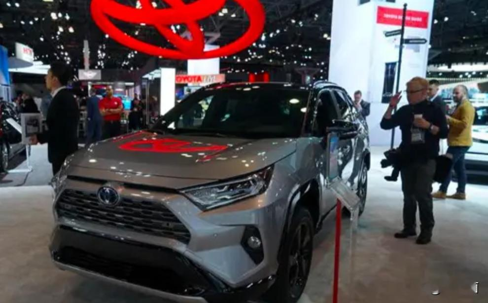 为什么每年都会办国际车展呢？ 是劳民伤财还是利大于弊？都知道办车展需要...