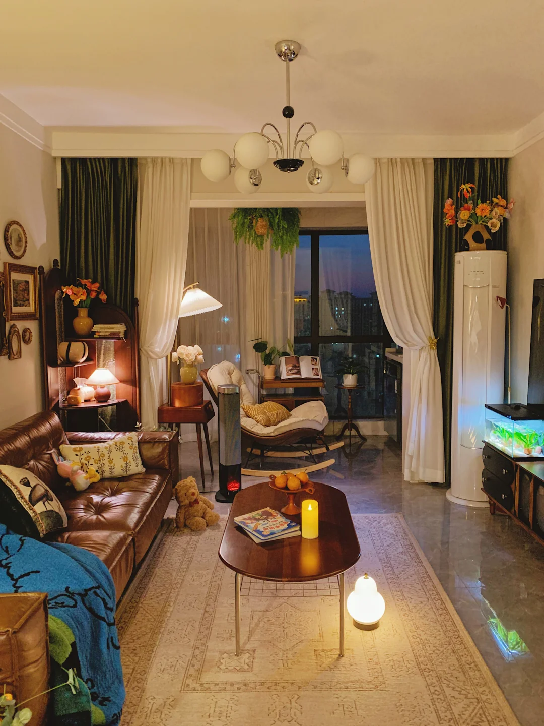 很庆幸我们能有个温暖的小家🏠