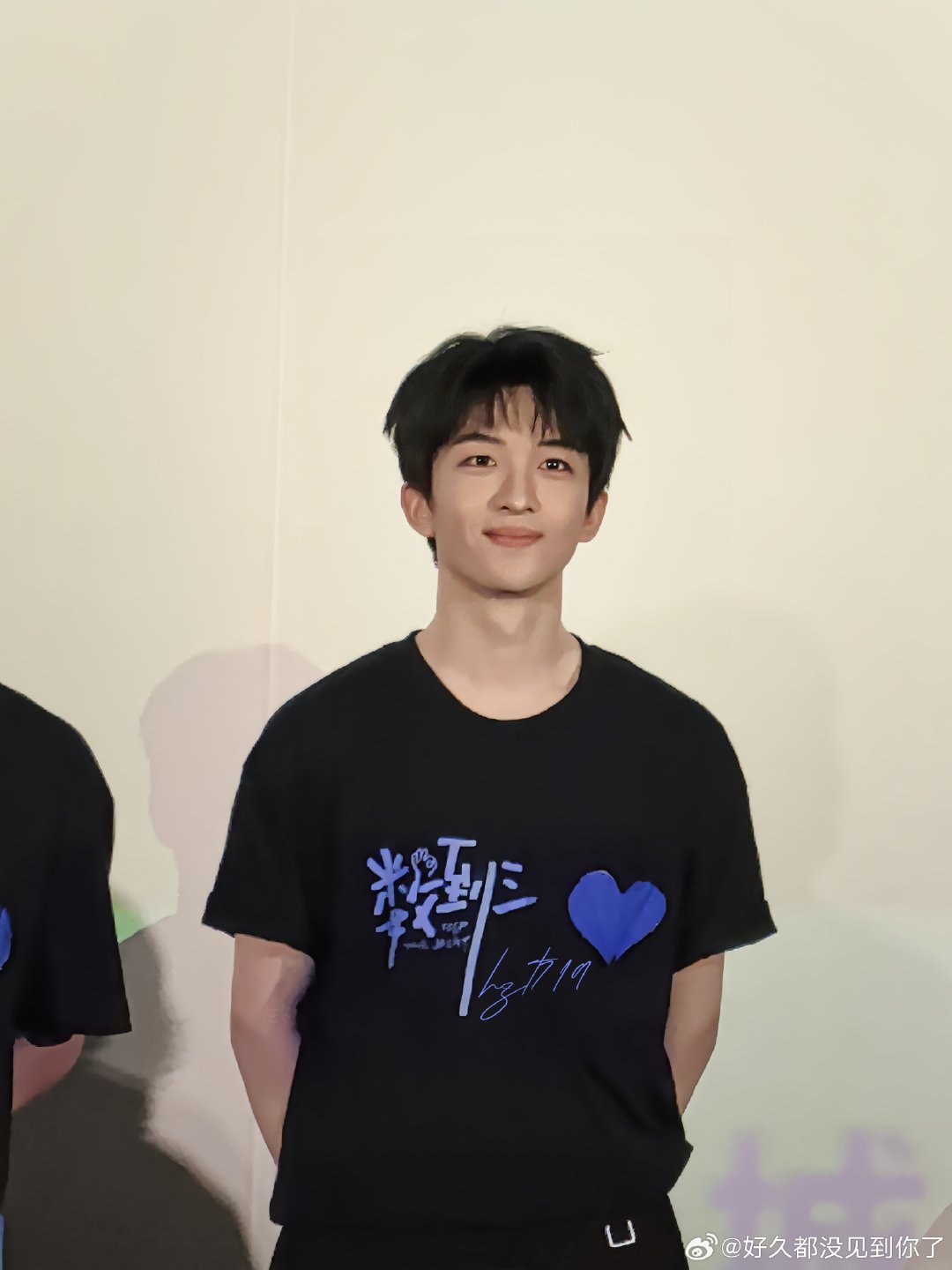 #黄子弘凡[超话]##黄子弘凡数到三# 好久不见 何一帆 ​