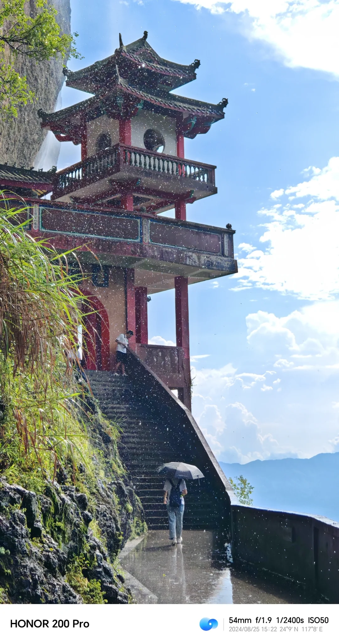 你失约的灵通山，我替你来了，太有感觉了