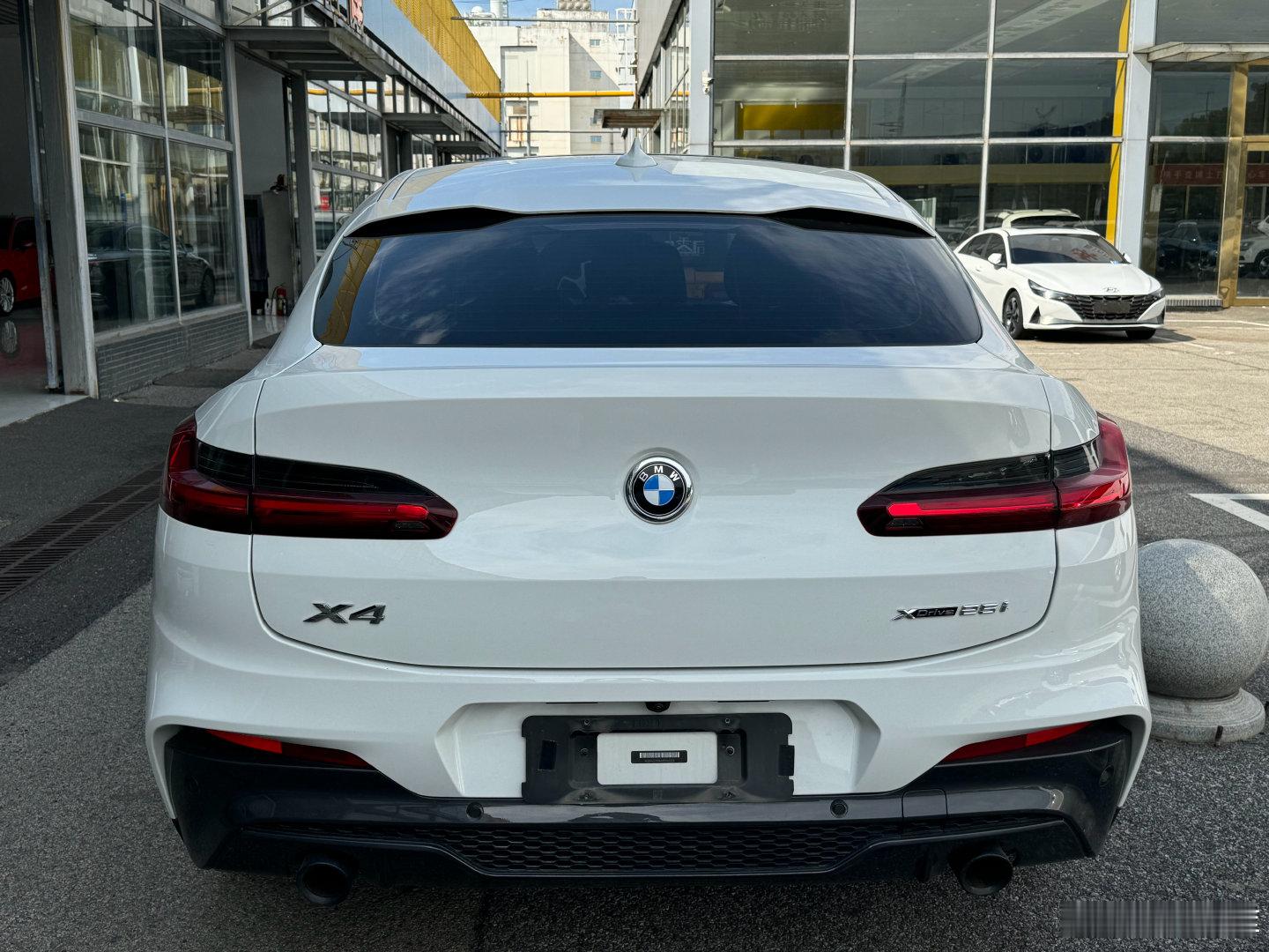 收了台极品好货
宝马X4 25i M运动曜夜 
指导价48.69万
2021年上牌 2.4万公里 
原版原漆 现在仅售17.X ​