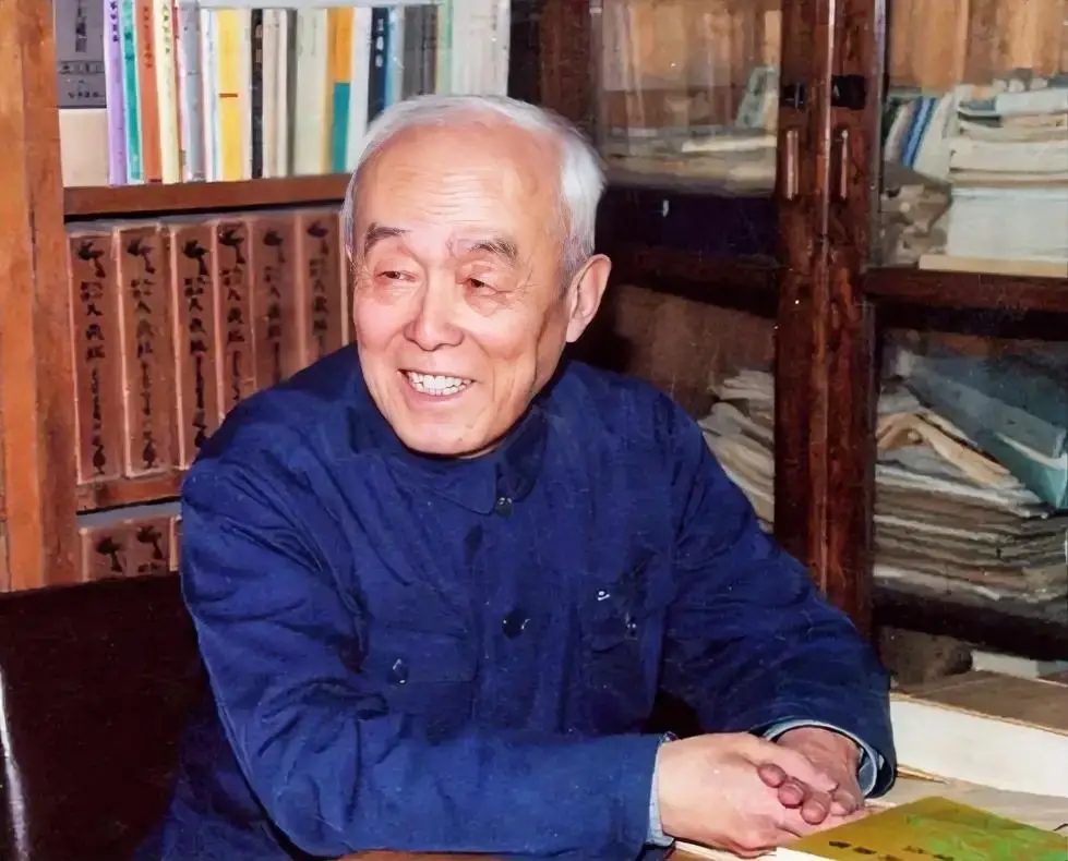 北大终身教授季羡林，留给世人的忠告，一针见血！他说：
“大多数人来到这个世界上，