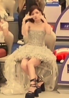 亲亲，我安崎了 ​