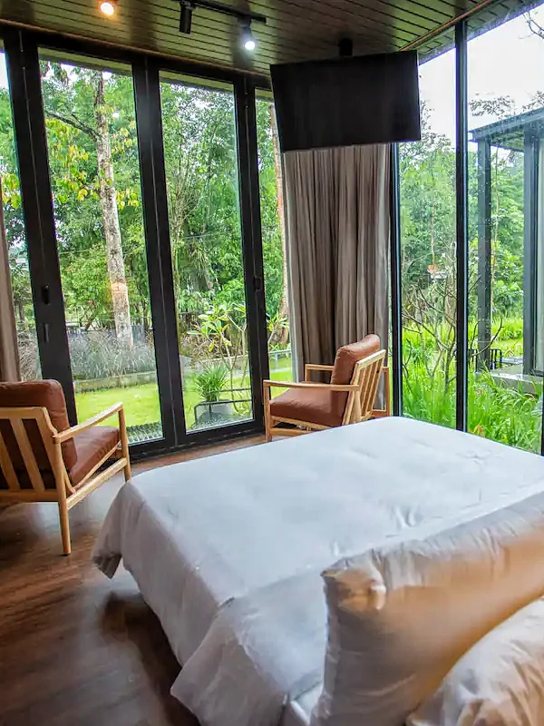 KL🇲🇾附近，在小森林里住到超Chill的Airbnb