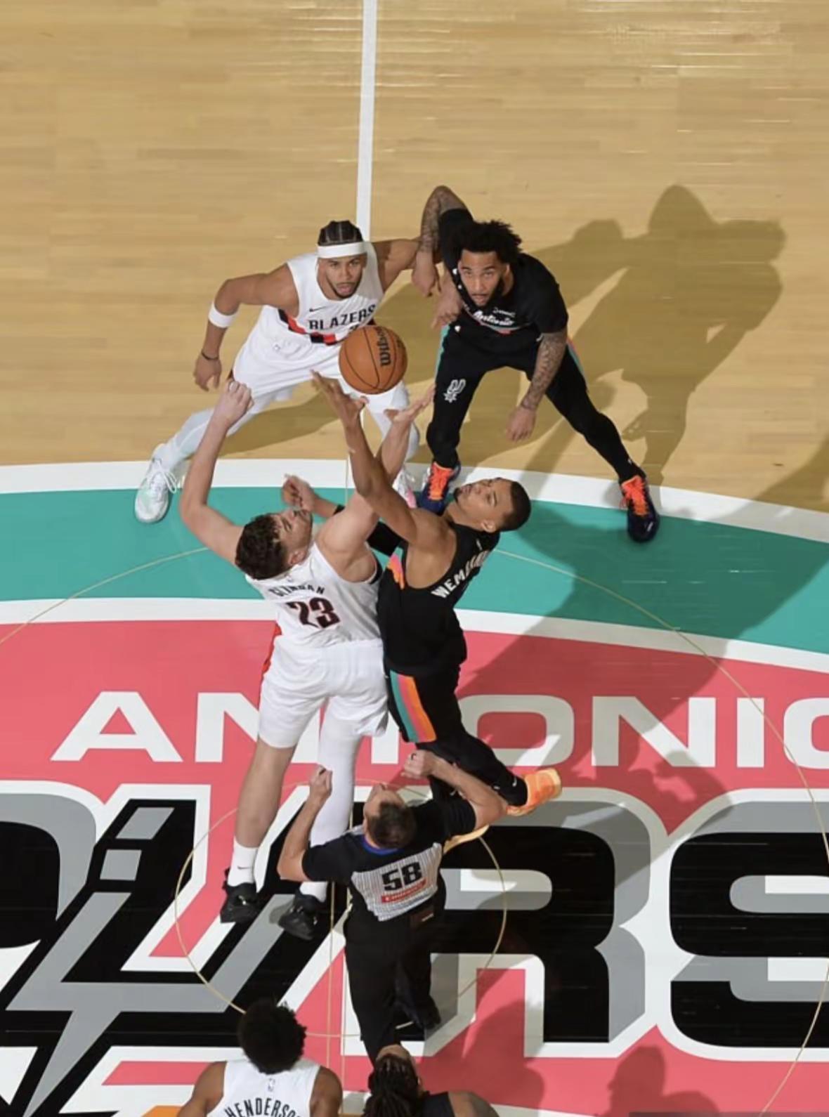 拿下拿下👽！ 35分带领