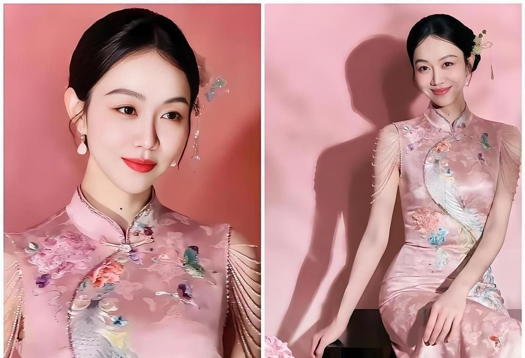 女星不挑千亿富豪，真嫁支行行长？

姜妍结婚4年，竟窝在250平旧厂房做饭！

屋顶横着几根发黑的钢梁，灰白色水泥地上没有泥印。这间250平米的老厂房，是姜妍自己租下来的。进门往里走，立着一张1.2米宽的木质中岛台，台面上放着不锈钢打蛋器、几罐面粉和电子秤。墙角挂着一台日立空调，出风口带着抗油烟的金