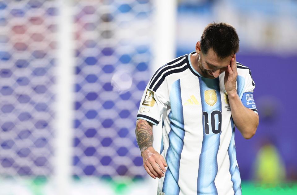 【世界杯2026｜外媒曝梅西赛场落泪原因：父亲罹患结肠癌，赛事前夕病情...