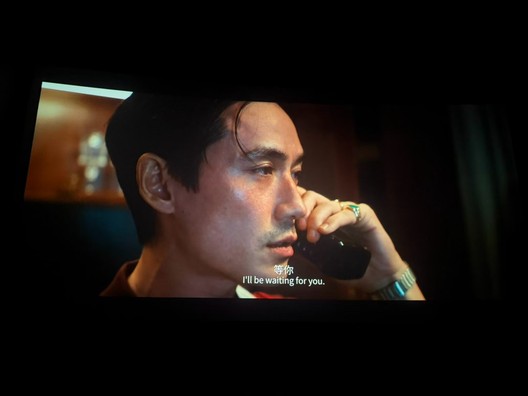 #朱一龙# 朱一龙演技太好了。#电影空枪朱一龙# 这部电影节凑紧凑，看的热血沸腾！卫诗雅、梁家辉演的也好。逻辑上经不起细抠，故事有点脱离现实，不过观感完全没问题，很好看！ ​