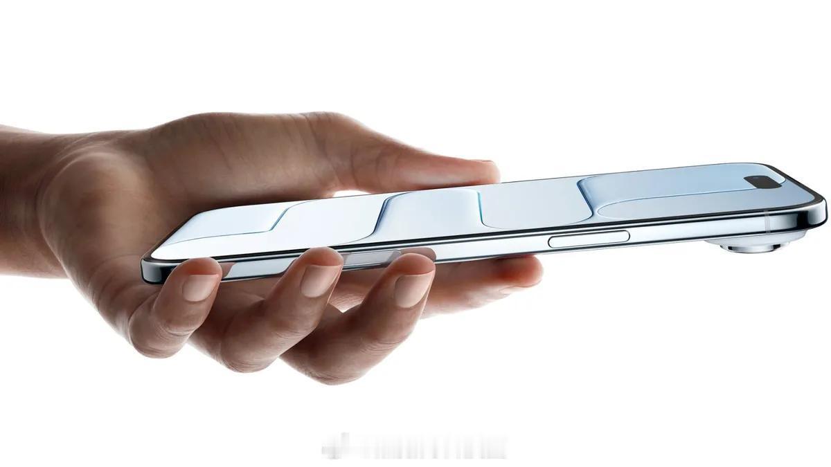 iPhone Air 2的料今天全漏出来了，我看完就一个感受：苹果是真把初代Air的差评当待办清单在改。

初代什么口碑大家都记得：5.6mm是真薄，但单摄扫码水平、单扬听个响、连个散热都没有，一热就降频，卖得还对标Pro。说白了就是个科技饰品，好看不好用。

Air 2这回：机身从5.6mm砍到5.2mm，跟展开的iPho ​