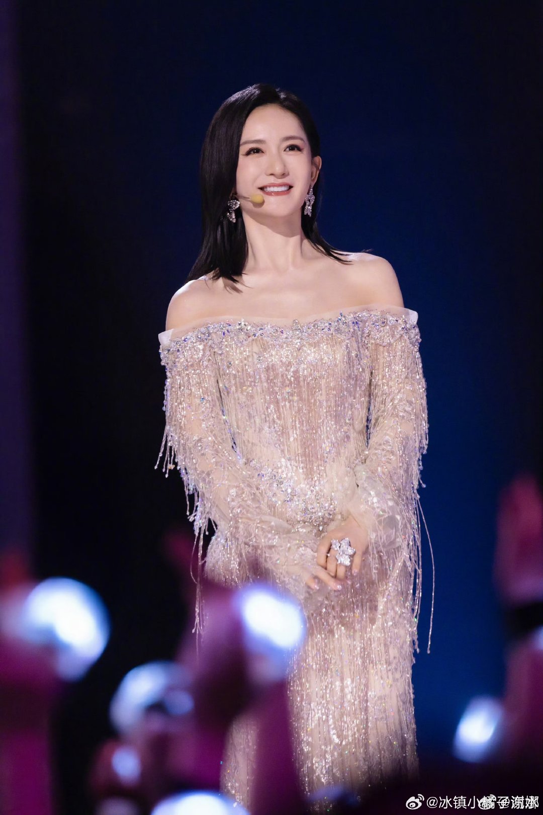 #谢娜预告张月返场娜就聊姐姐# 张月姐姐返场谢娜说嘴巴合不拢，这个评价已经说明一切了，期待值直接拉满不想等了 ​