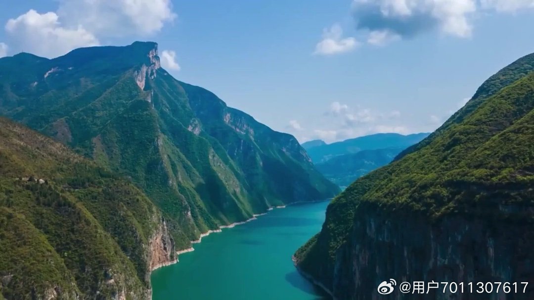 《歌曲《月下等你回故乡》演唱:龚爽_2》这是一个你不想错过的视频，快来看看吧！ ​
