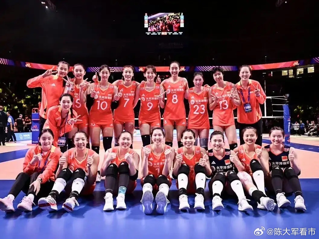 中国女排世锦赛12人参赛名单出炉2025年女排世锦赛将于8月22日至9...