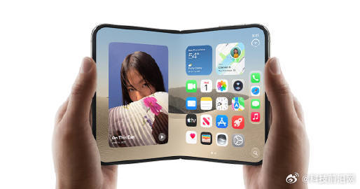 【古尔曼：苹果 10 月底发 OLED MacBook Pro 与 iPad mini 8，11 月 6 日开售】知名爆料人古尔曼透露，苹果将于 10 月 27 日 —28 日推出多款重磅硬件，包含 OLED 屏幕 MacBook Pro、M6 系列电脑、iPad mini 8。新品分四批在周五陆续开售，其中 iPhone Duo、HomePod mini 2 先行上市，Mac 与平板新品安 ​