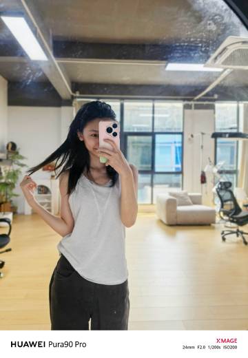 今天阔折叠被编导拿走写选题去了<br />那我就用Pura90 Pro...