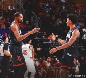 回到这场，火箭跟掘金也同样境地，回到主场火箭该怎么调整，火箭最背的是...