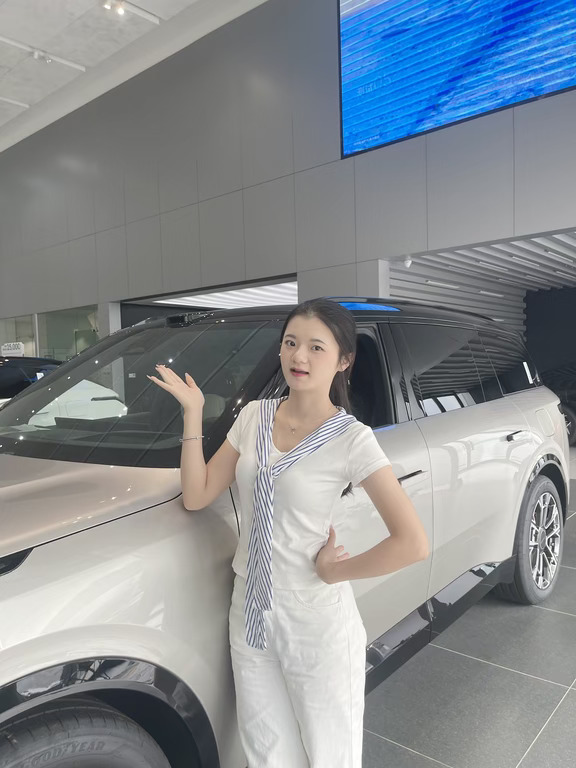 全家出行，认准领克900