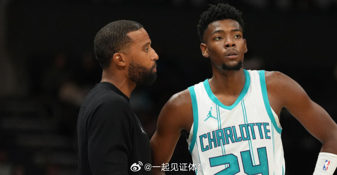 米勒五月刚因左肩手术赛季报销，查尔斯-李今天却说他已经可以投篮和跑步了...