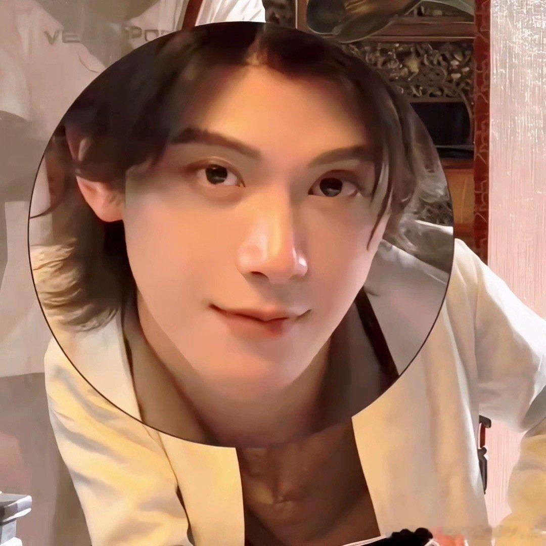 #邓凯# [色]#邓凯沈青决# 

超级可爱，小狗范！​