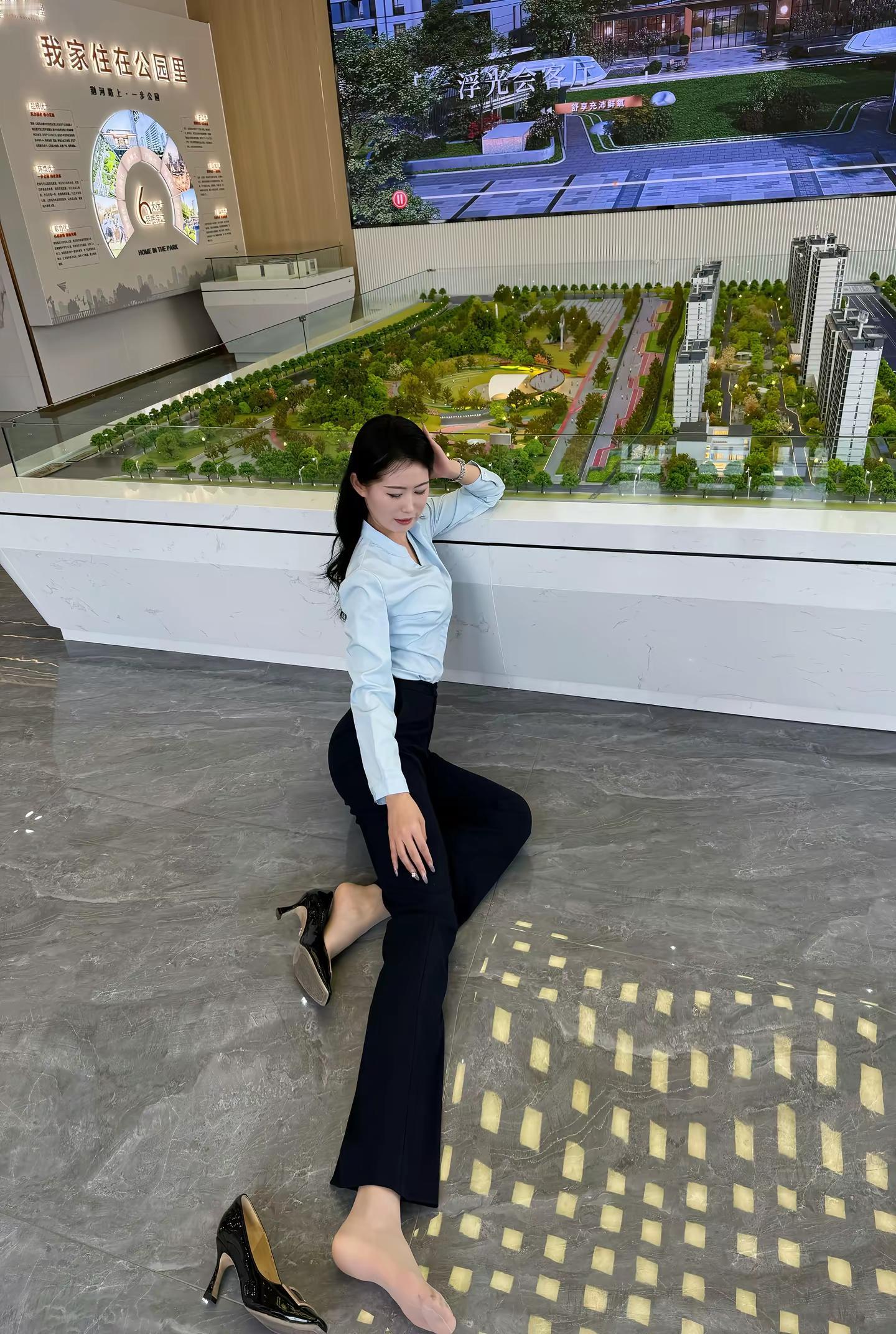 晚上睡不着打给我，我是一个负责任的女人