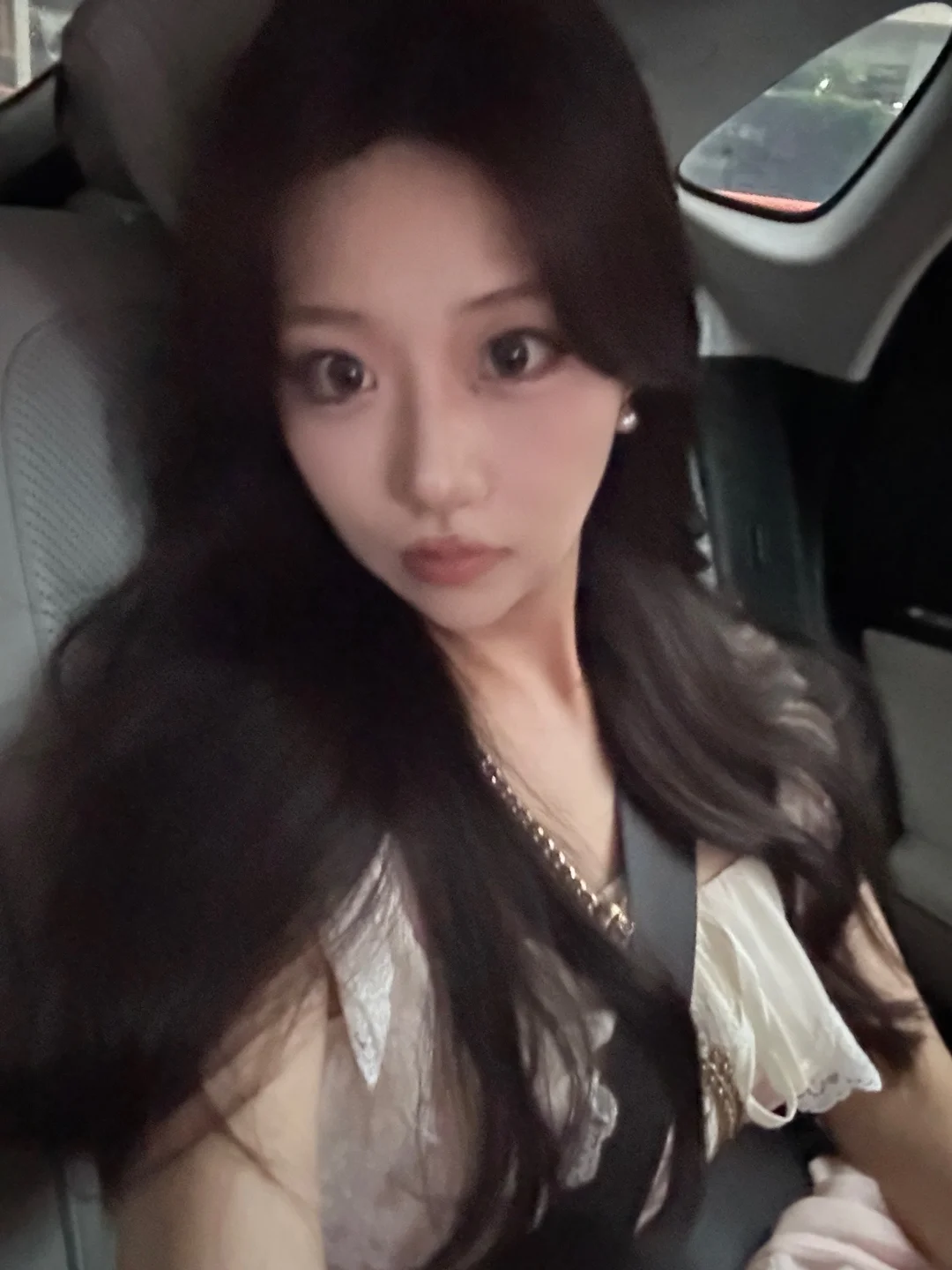 车上拍照🤳