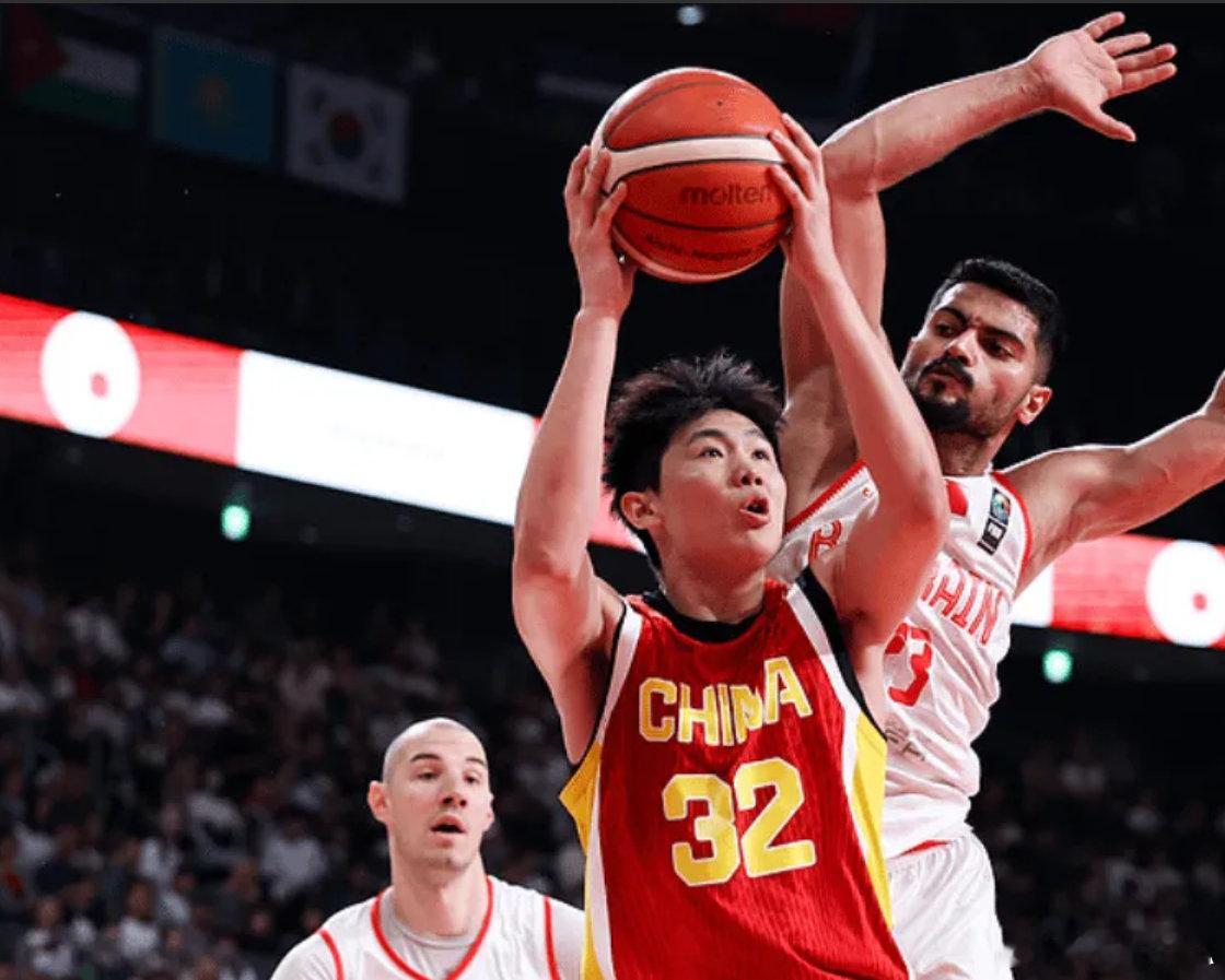 李悦洲全场6中6，三分2中2砍下18分3篮板3助攻1抢断

 男篮亚运会，中国男篮105-59大胜巴林男篮。

中国男篮球员李悦洲出战23分钟，投篮6中6、三分2中2、罚球5中4砍下18分3篮板3助攻1抢断。

中国男篮目前小组赛战绩2胜0负。#上虎扑搜篮球资讯# ​
