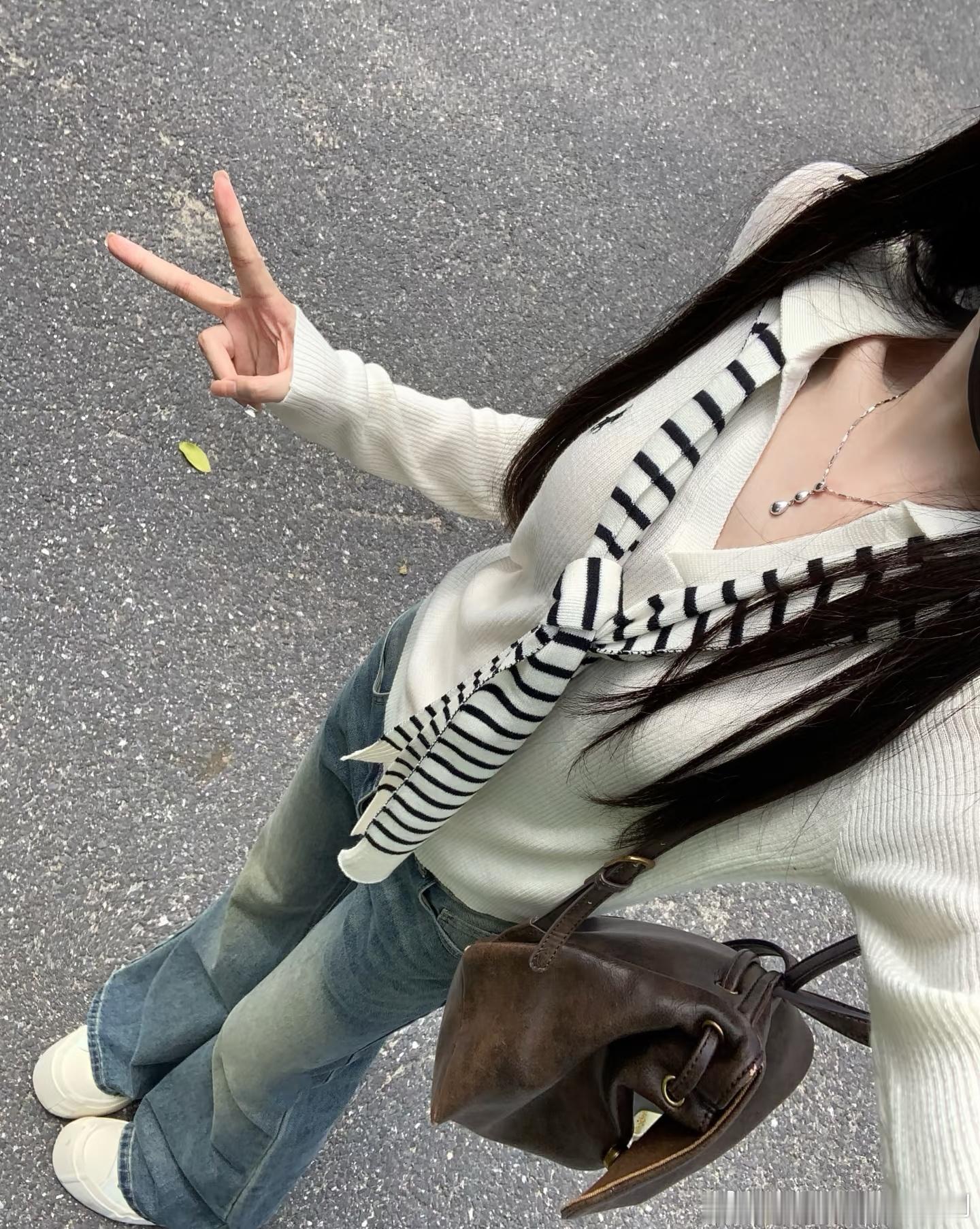🔥恒少企服十周年庆典，疯狂砸金蛋福利来袭！
十年深耕财税，感恩一路相伴！
10月8日—10月20日，签约续费就能砸金蛋！
iPhone18、电动车、小米电视、茅台好礼等你来拿！
单笔签约即可解锁砸蛋机会，200-1000元礼品藏在金蛋里，蛋蛋有惊喜！
企业记账、财税托管，趁十周年福利窗口期，抓住机会，好礼 ​