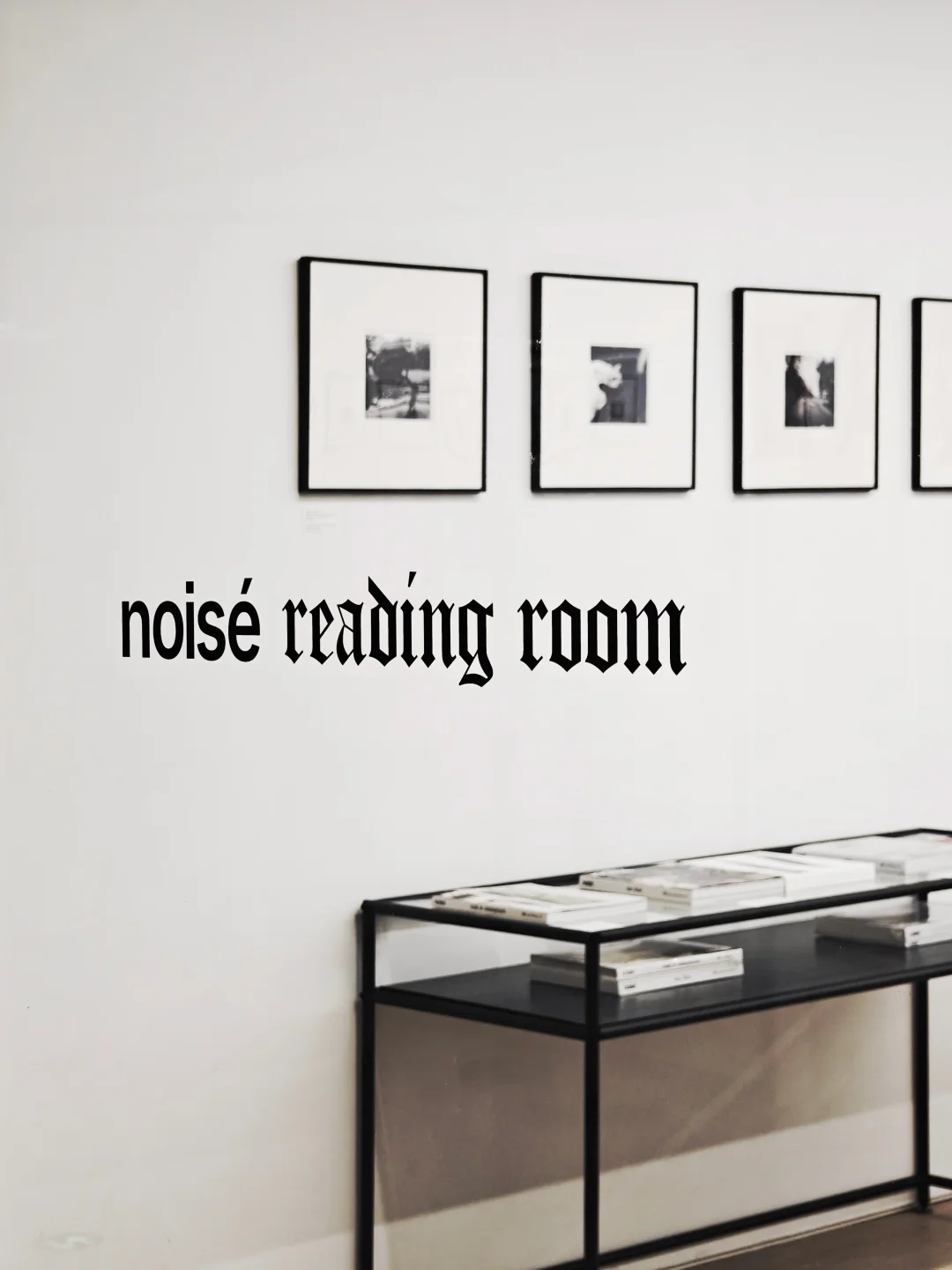 苏河皓司悄悄开了一间“非常规”阅读室