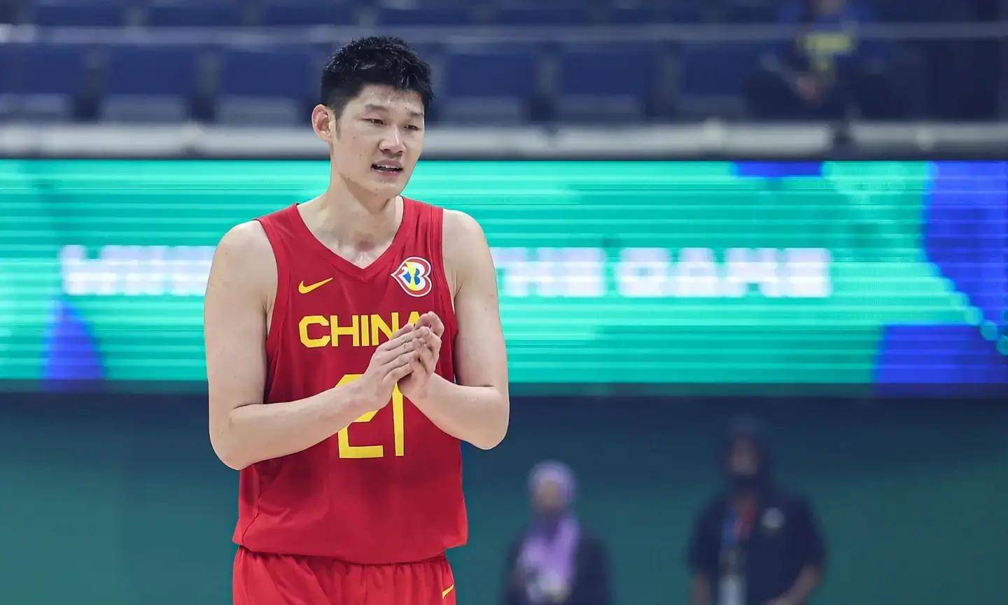 胡金秋个人传记｜沉默的内线基石，用坚守书写篮球人生