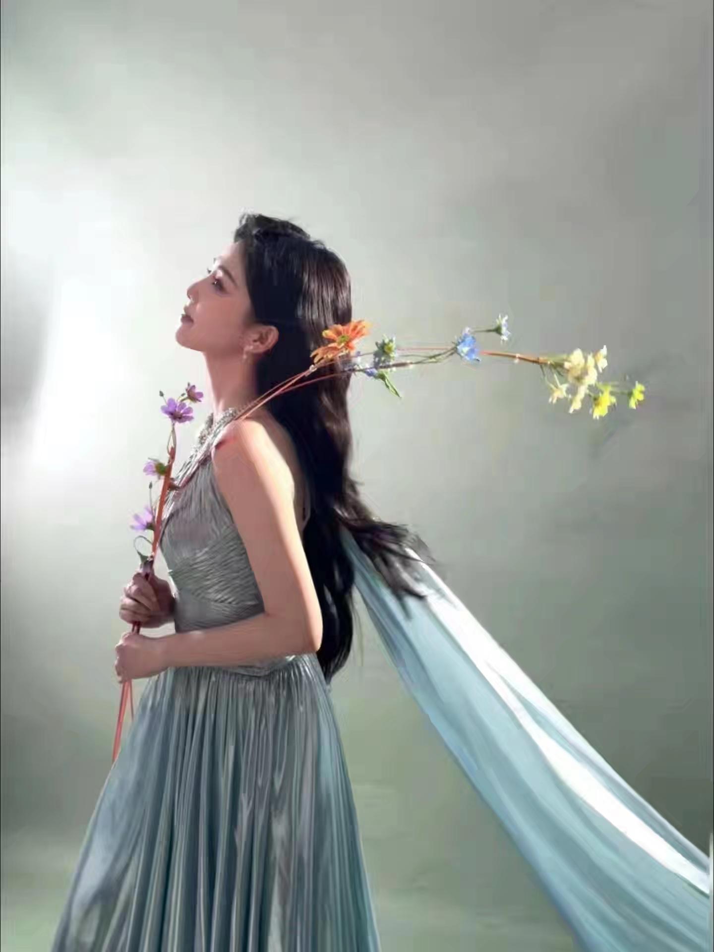 在梦里吻的脸，却来不到我身边祝绪丹花仙子造型 精灵女王造型好仙 @白鹿my