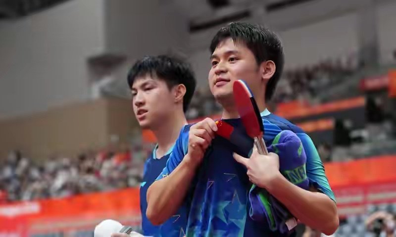 名古屋亚运会，接连击碎日本队夺金梦，不被看好的林诗栋黄友政拿下国乒最难一金
恭喜林诗栋黄友政！ ​
