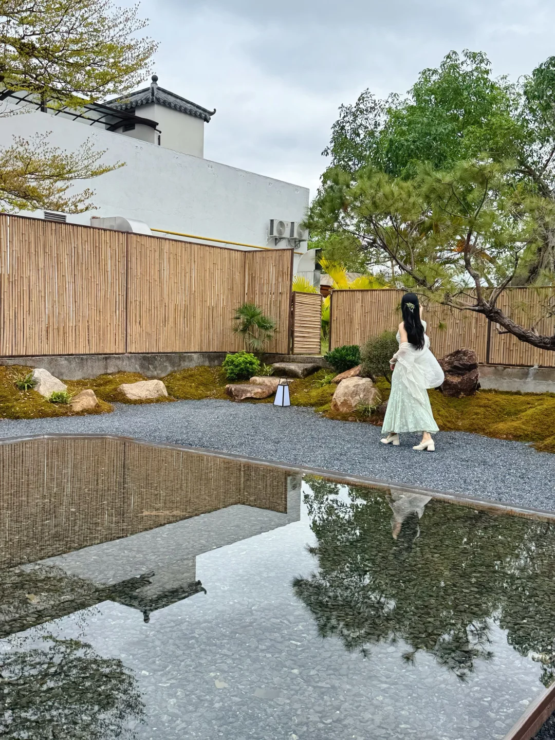 不是丽江！是玉林湿地公园！新中式咖啡馆拍照