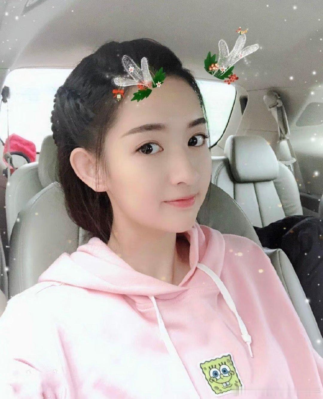 #王玉雯林霜#  wyw #王玉雯小城春色# 

˚⊹ ★ 我的宇宙以你為名 你是我宇宙裡唯一的一颗星☆ .˚

​